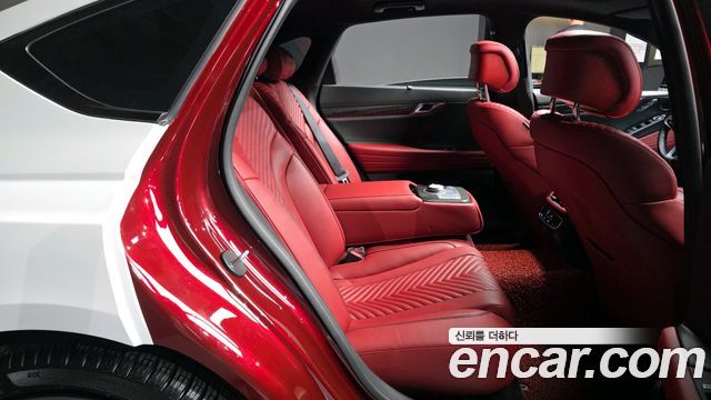 Genesis G80 2023 — photo 12