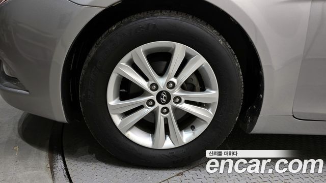 Hyundai Sonata 2010 — photo 5