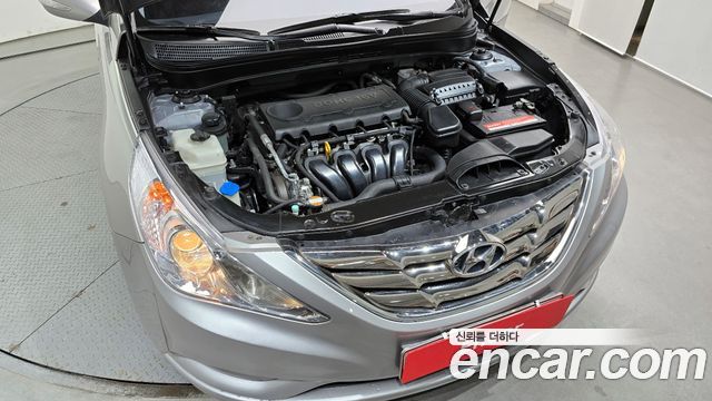 Hyundai Sonata 2010 — photo 6