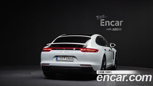 Porsche Panamera 2018 — photo 4