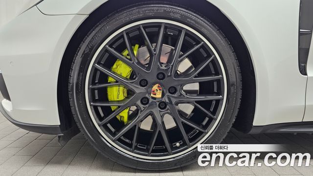 Porsche Panamera 2018 — photo 5