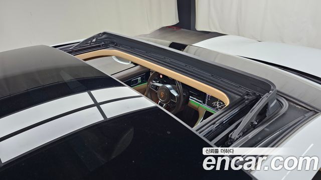Porsche Panamera 2018 — photo 19