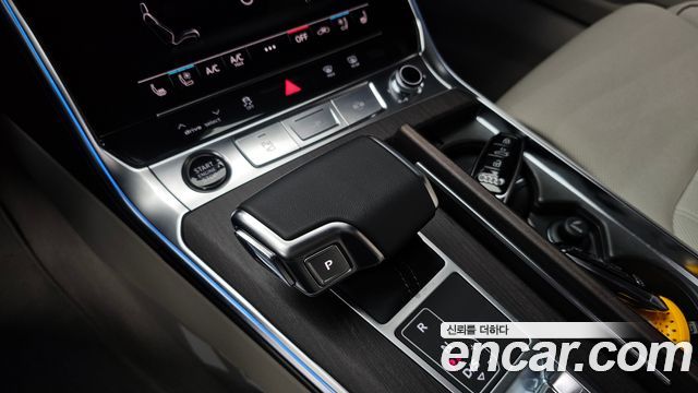Audi A6 2025 — photo 9