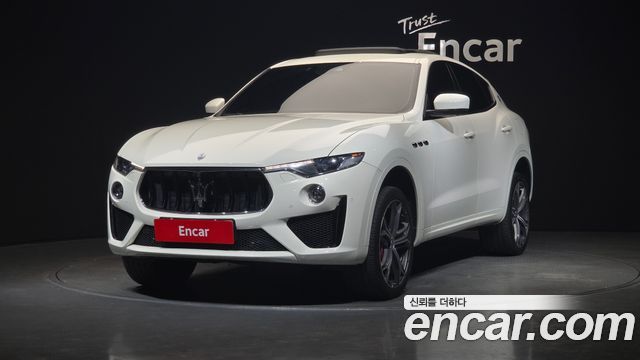 Maserati Levante 2019 — photo 1