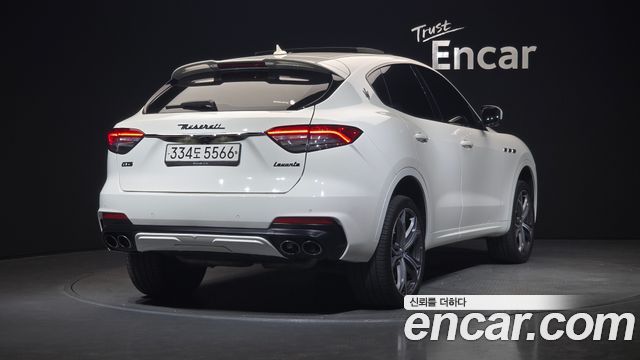 Maserati Levante 2019 — photo 2