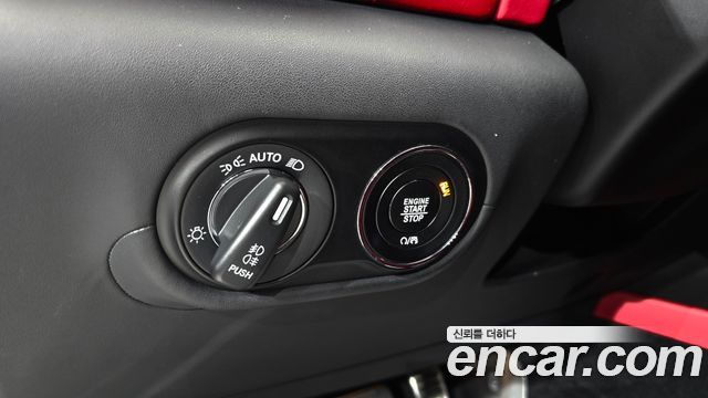 Maserati Levante 2019 — photo 17