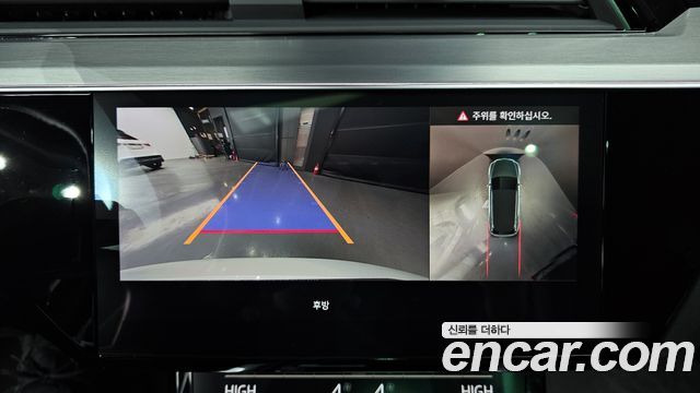 Audi e-tron 2021 — photo 15