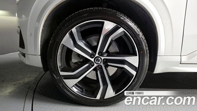 Volvo XC90 2021 — photo 5