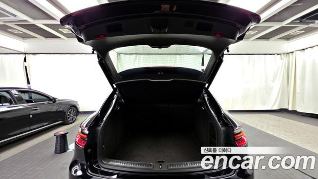 Porsche Macan 2017 — photo 20