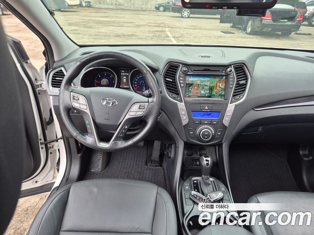 Hyundai Santafe 2015 — photo 9