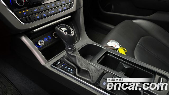 Hyundai Sonata 2015 — photo 9