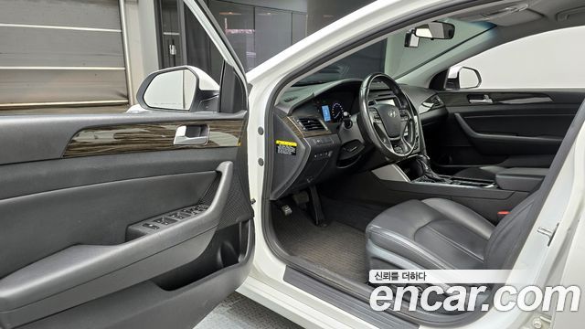 Hyundai Sonata 2015 — photo 11