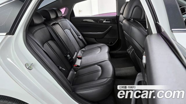 Hyundai Sonata 2015 — photo 12