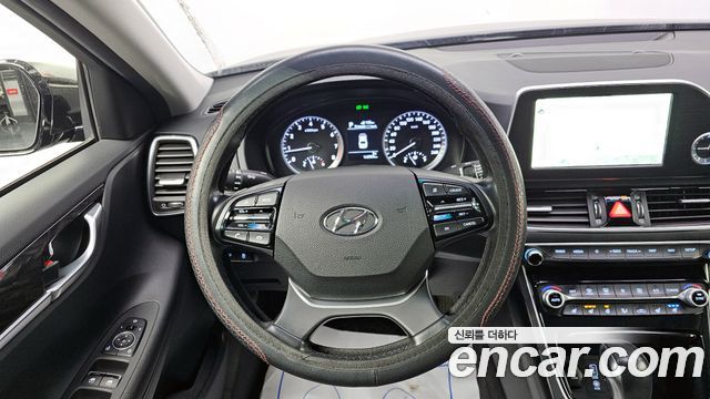 Hyundai Grandeur 2018 — photo 15