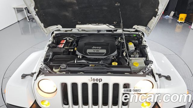 Jeep Wrangler 2017 — photo 6
