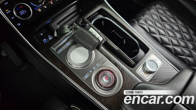 Genesis GV80 2020 — photo 9