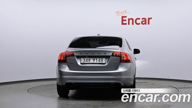 Volvo S60 2016 — photo 4