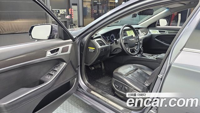 Hyundai Genesis 2014 — photo 11