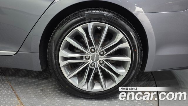 Hyundai Genesis 2014 — photo 5