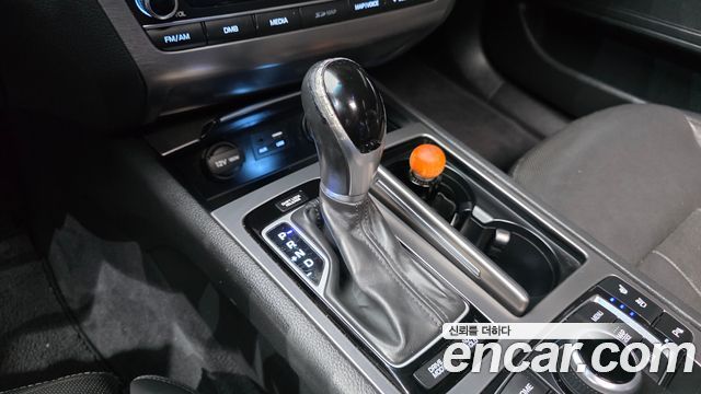 Hyundai Genesis 2014 — photo 9