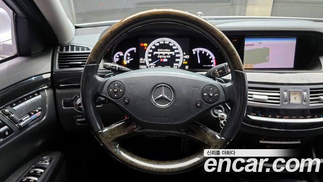 Mercedes-Benz S-Class 2012 — photo 13