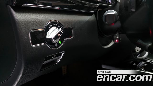 Mercedes-Benz S-Class 2012 — photo 14