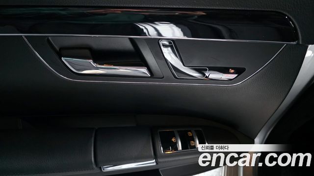 Mercedes-Benz S-Class 2012 — photo 18
