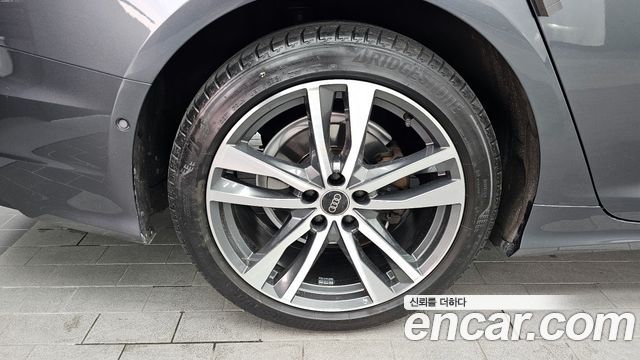 Audi A6 2022 — photo 5