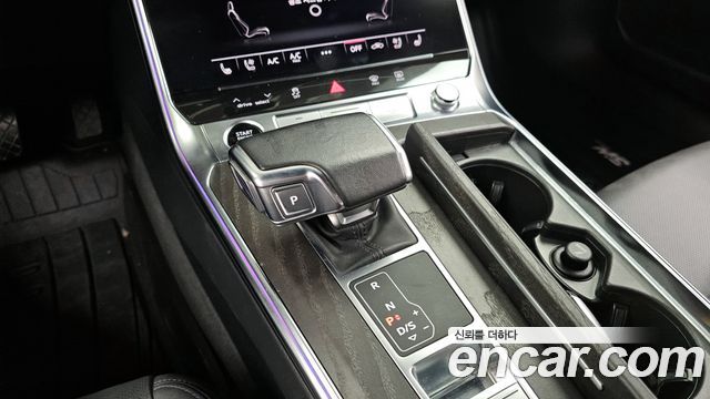 Audi A6 2022 — photo 9