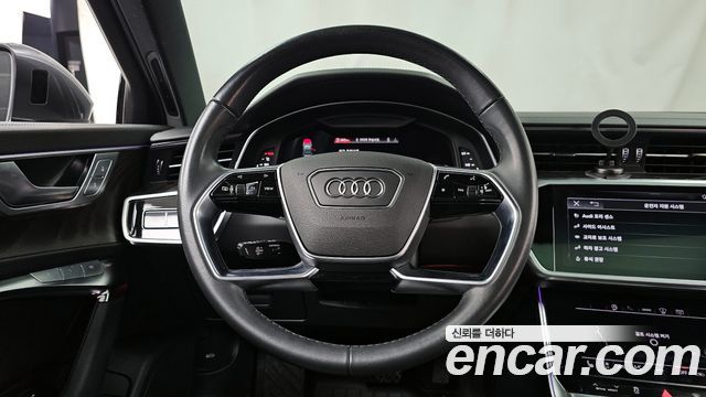Audi A6 2022 — photo 13