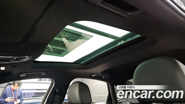 Audi A6 2022 — photo 18
