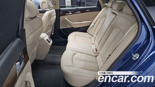 Hyundai Sonata 2016 — photo 12