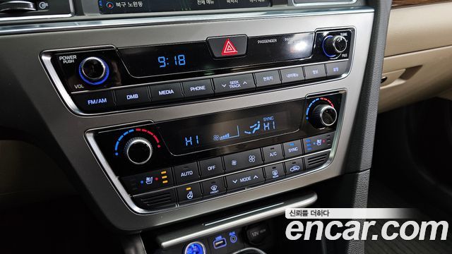 Hyundai Sonata 2016 — photo 17