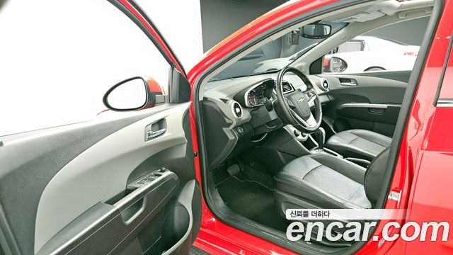 Chevrolet Korea Aveo 2017 — photo 11