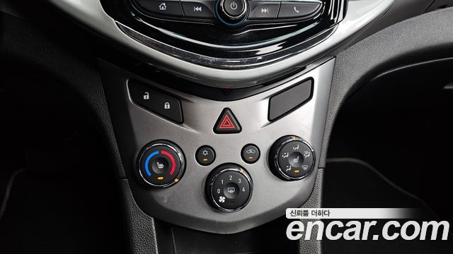 Chevrolet Korea Aveo 2017 — photo 17