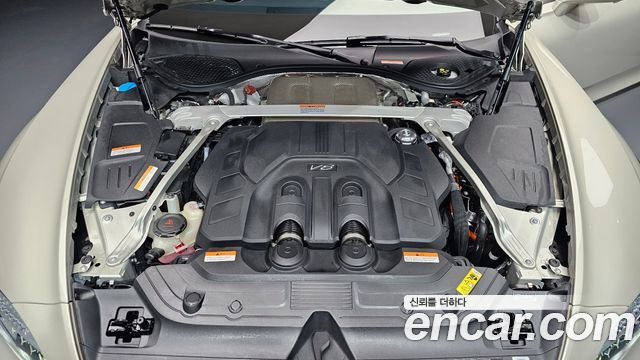 Bentley Continental 2025 — photo 6