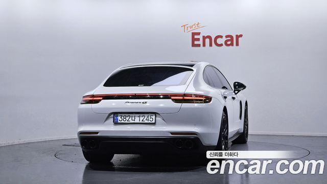 Porsche Panamera 2018 — photo 4