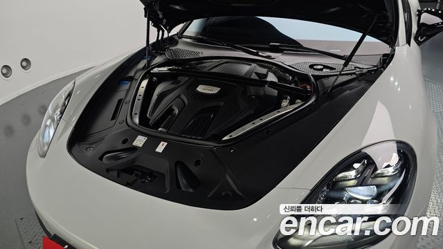 Porsche Panamera 2018 — photo 6