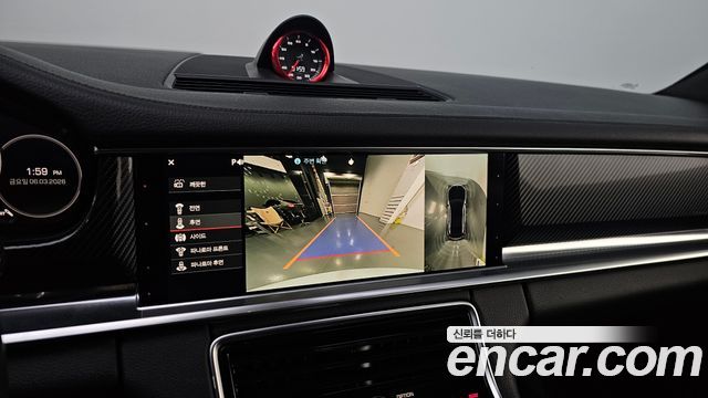 Porsche Panamera 2018 — photo 14