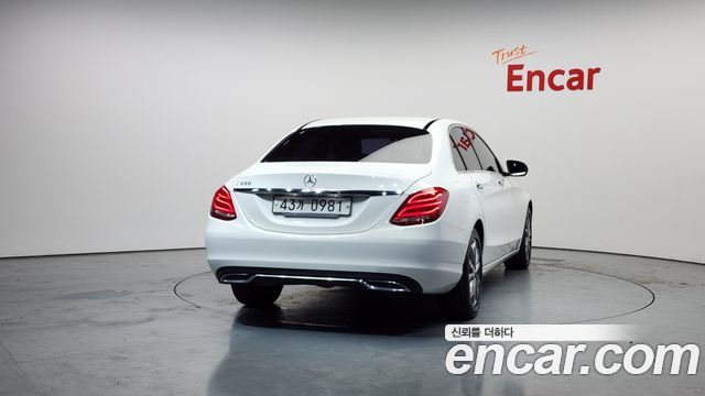 Mercedes-Benz C-Class 2016 — photo 4
