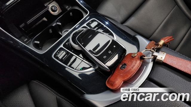 Mercedes-Benz C-Class 2016 — photo 9