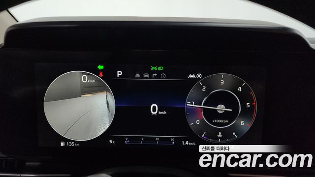 Kia Canival 2021 — photo 8