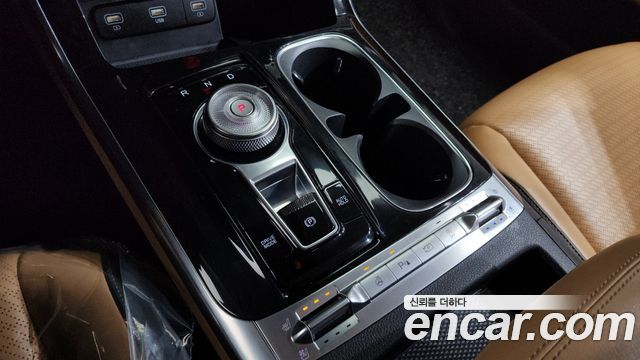 Kia Canival 2021 — photo 9