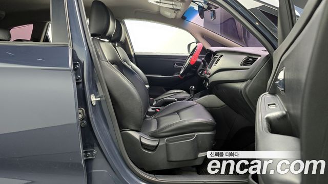 Kia Carens 2014 — photo 10