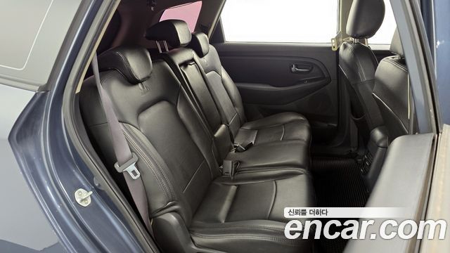 Kia Carens 2014 — photo 12
