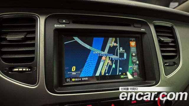 Kia Carens 2014 — photo 16
