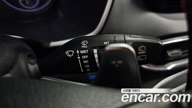 Hyundai Santafe 2021 — photo 18