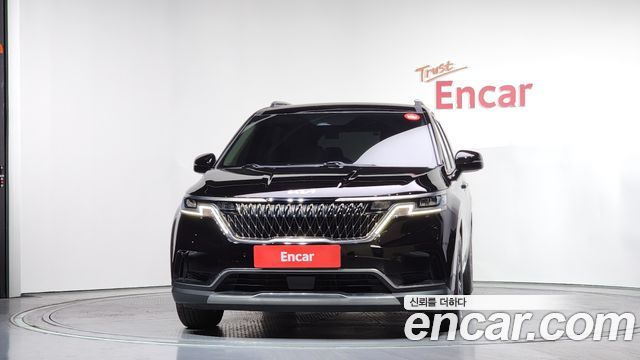 Kia Canival 2023 — photo 3
