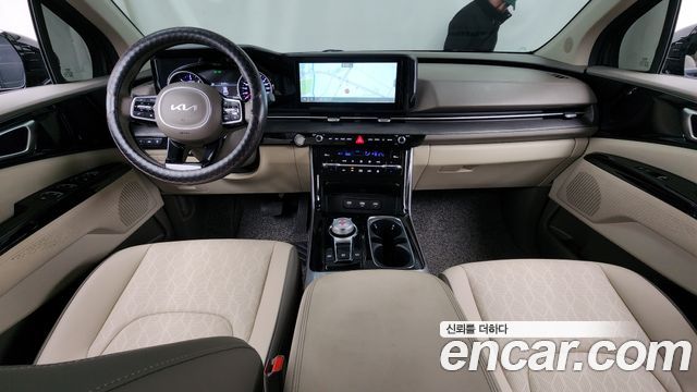 Kia Canival 2023 — photo 7