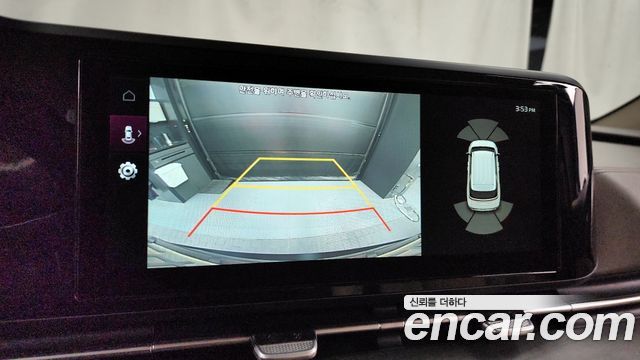 Kia Canival 2023 — photo 15